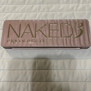 Naked 3 urban decay eyeshadow palet💖
